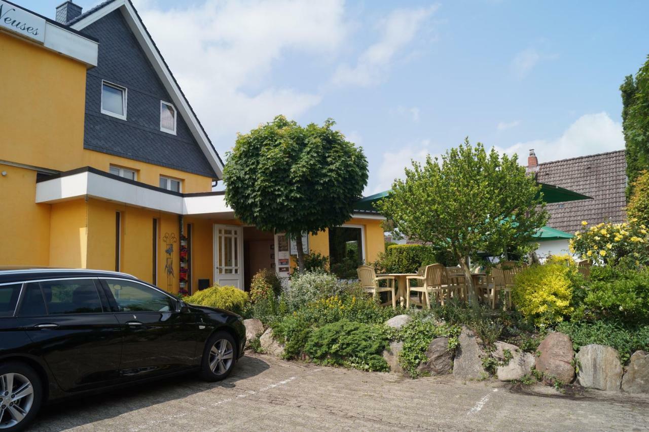 Hotel Neuses Cuxhaven Exterior photo